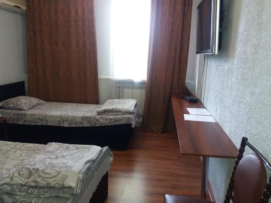 Nuri Hotel Стадион 卡拉甘达 外观 照片