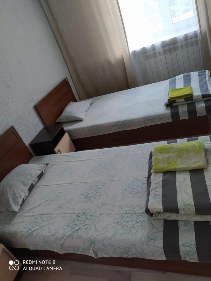 Nuri Hotel Стадион 卡拉甘达 外观 照片