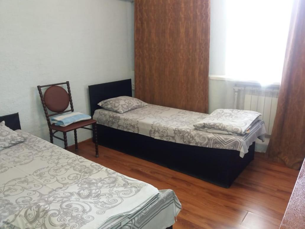 Nuri Hotel Стадион 卡拉甘达 外观 照片